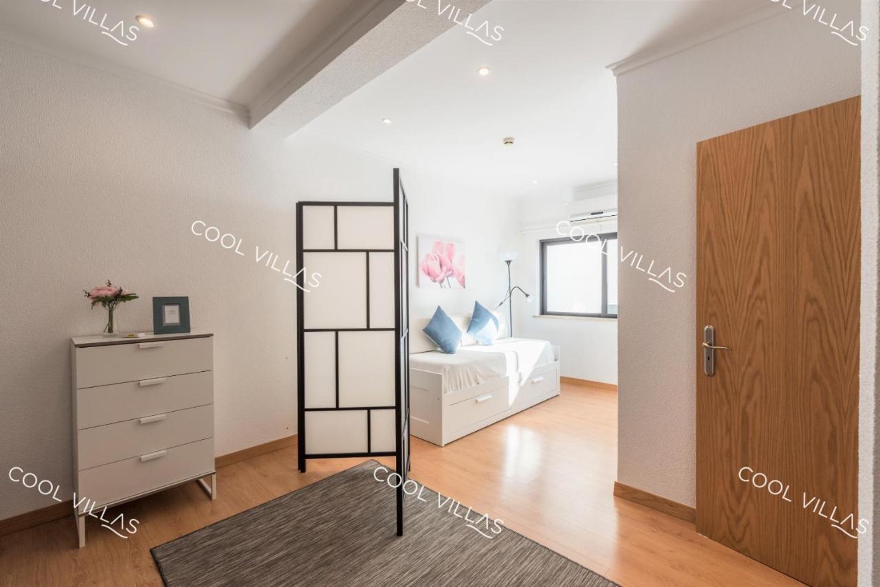 Apartamento Laurent - Beachfront And City Center Apartment Albufeira Bagian luar foto